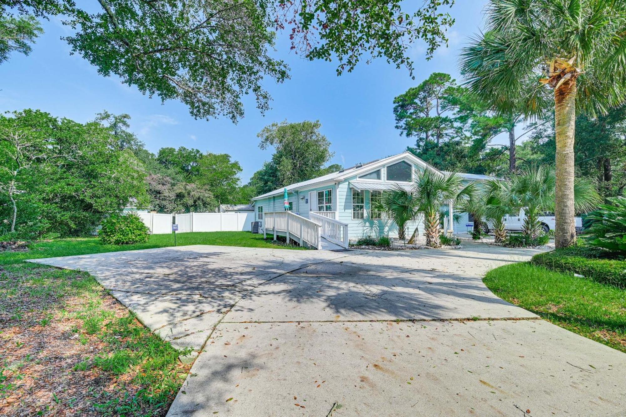 Murrells Inlet Studio Less Than 2 Mi To Marsh Walk マートルビーチ エクステリア 写真